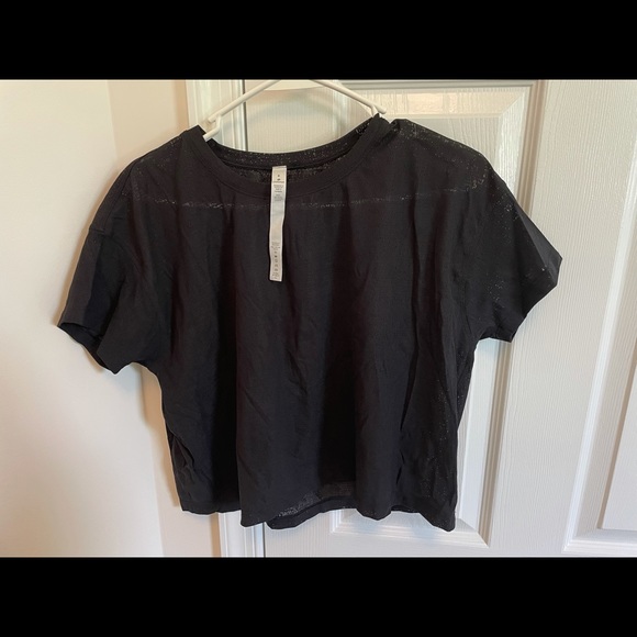 lululemon athletica Tops - Lululemon Cate’s Tee Size 8 Mesh